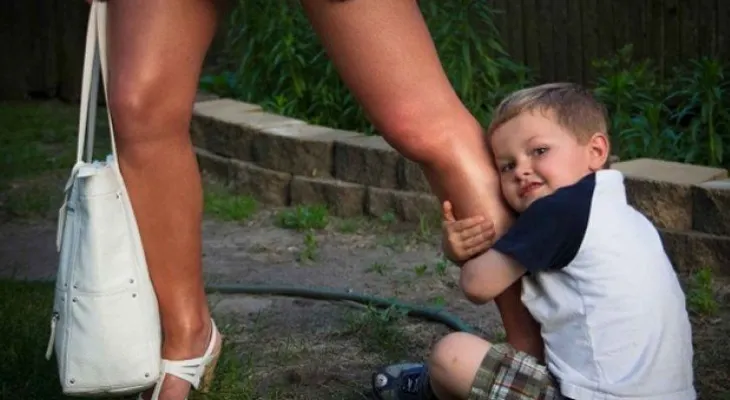 ¿Por qué mi hijo se porta mal solo conmigo?