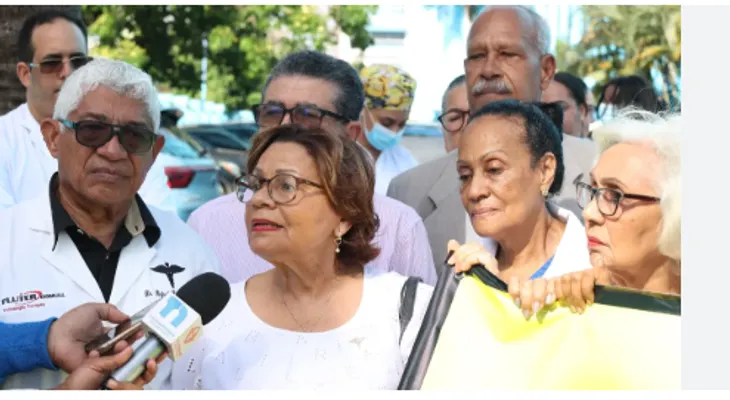 Pensionados exigen inclusión en eventual aumento salarial