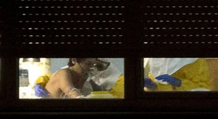 Vigilan a tres personas más por ébola en España