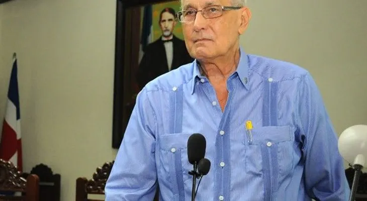 Hamlet Hermann sufrió un infarto cuando conducía su vehìculo