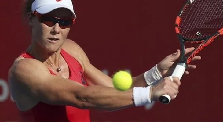 Kerber gana a Stosur en semifinales del Abierto de Hong Kong