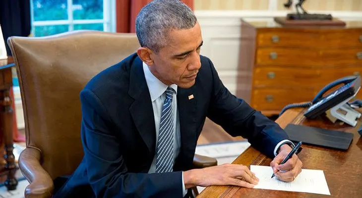 Sin derecho a juicio: Obama amplía sus atribuciones para poder perseguir a cualquier extranjero