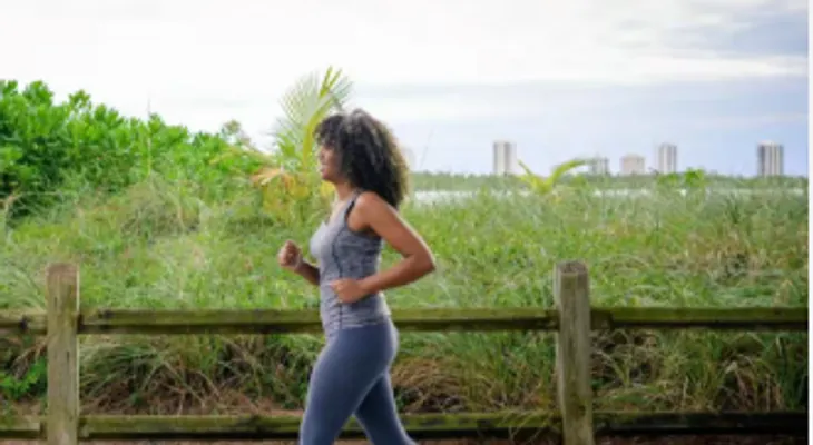 Caminar reduce el dolor abdominal en procesos digestivos