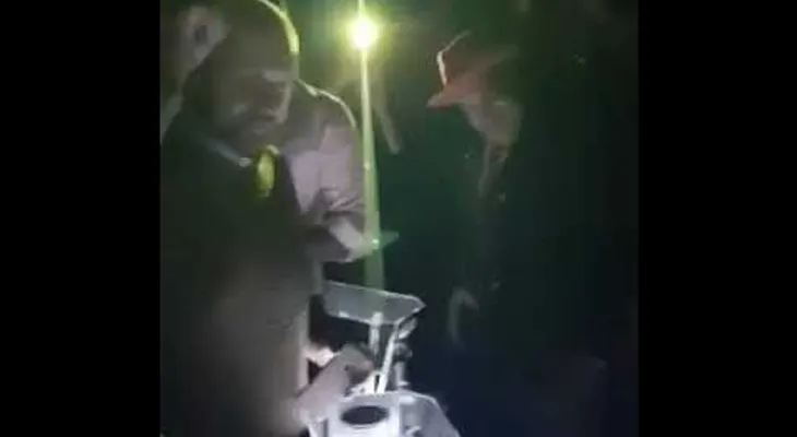 Así fue el cumpleaños de Sosa en París, luce un cambio de rostro impresionante 