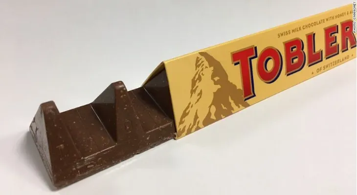 Toblerone cambia de forma y los fanáticos del chocolate enloquecen