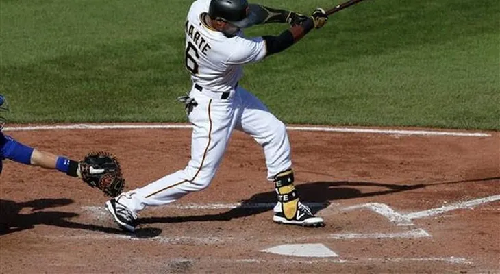 Marte remolcó la carrera del gane para Los Ángeles