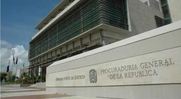 Venden 9 vehículos y un apartamento incautados a Quirino y Figueroa Agosto 