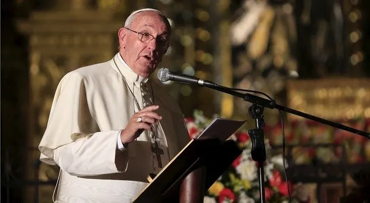 El papa Francisco relata en su nuevo libro su "relación especial" con los reos