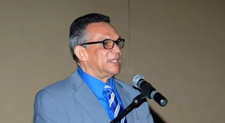 Resalta importancia inversión 4% en educación para lograr mayor desarrollo
