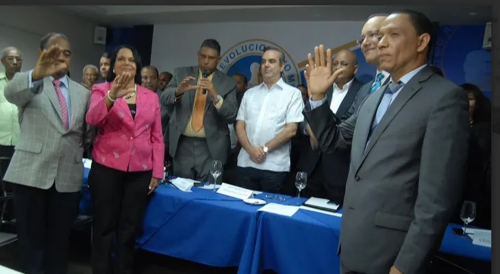 Abinader informa crece flujo perredeístas respaldan su candidatura y al PRM                  
