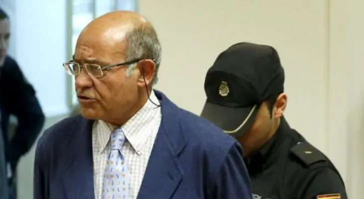 Funcionarios se hagan ricos indebidamente recibirán entre 4 y 10 años de prisión