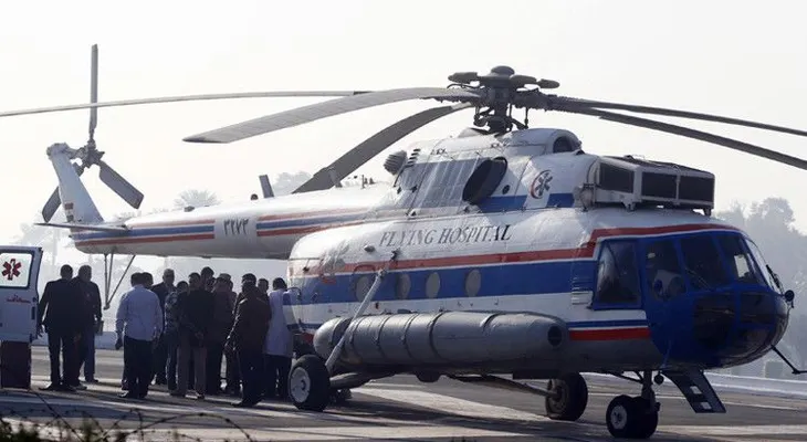 Medios: Se oyen voces de pasajeros bajo los escombros del avión accidentado en Egipto