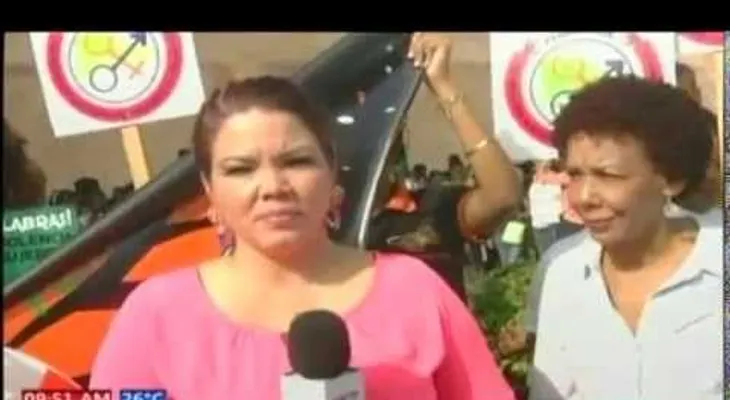 Marchan hasta el Palacio por eliminación de violencia contra la mujer