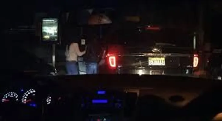 PN apresa mujer que hizo disparos al aire en vía