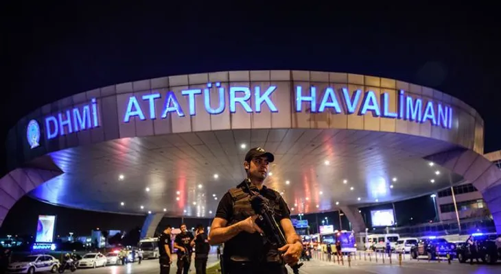 Turquía apunta al Estado Islámico como autor del atentado con 43 muertos