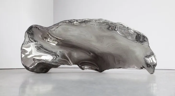 Desde una cabeza hecha de sangre a un busto de oro de Kate Moss. ¿Qué es lo nuevo de Marc Quinn?