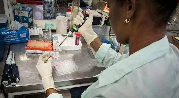 Vacuna cubana contra el cáncer de pulmón es sometida a pruebas en Estados Unidos