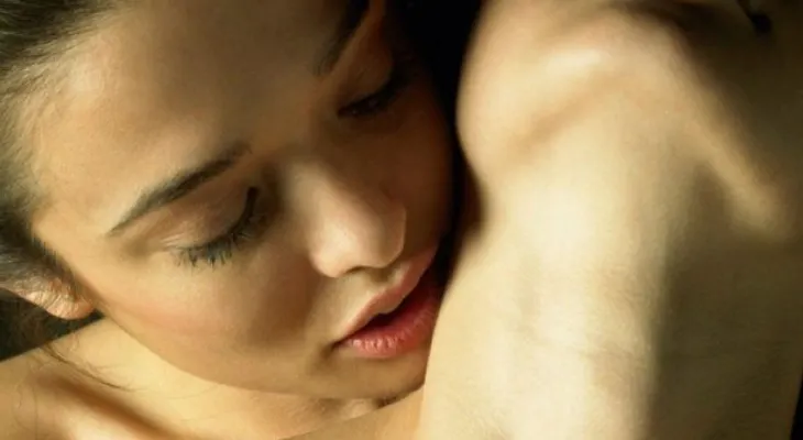 Lo que las lesbianas te pueden enseñar sobre el orgasmo femenino