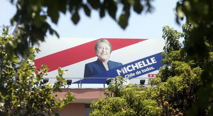 Candidatas a la presidencia de Chile, a la espera de la votación definitiva
