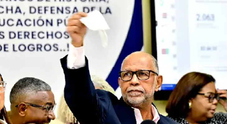 ADP critica consulta educativa y advierte sobre fusión Minerd-Mescyt
