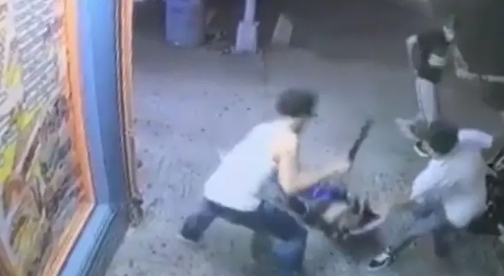 Pandilleros matan a machetazos a un adolescente y no era quién buscaban; piden disculpas