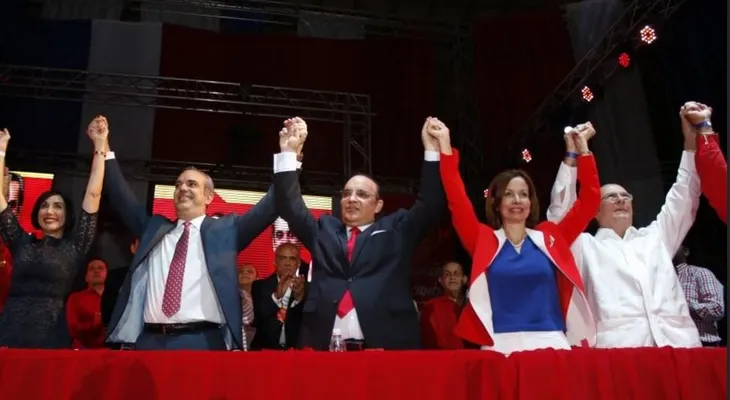 Luis Abinader asume candidatura PRSC; promete derrotar la corrupción, la impunidad y la inseguridad
