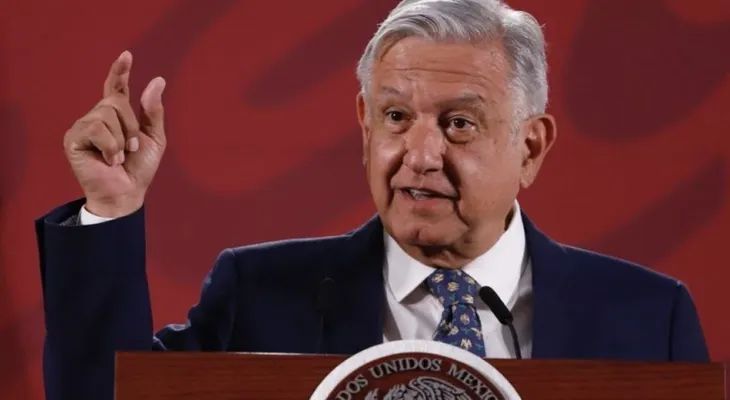 López Obrador dice que a Baltasar Garzón le costará defender exjefe de Pemex
