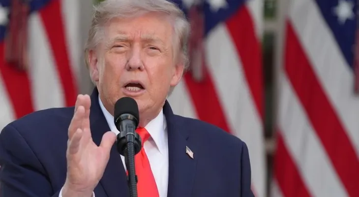 Trump amenaza con suspender el comercio con países con déficit si la Fed no baja las tasas