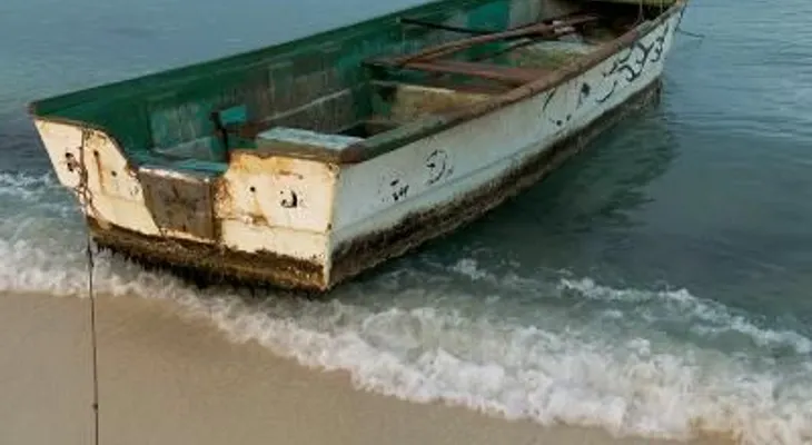 Al menos dos muertos y diez sobrevivientes al naufragar una yola que iba a Puerto Rico