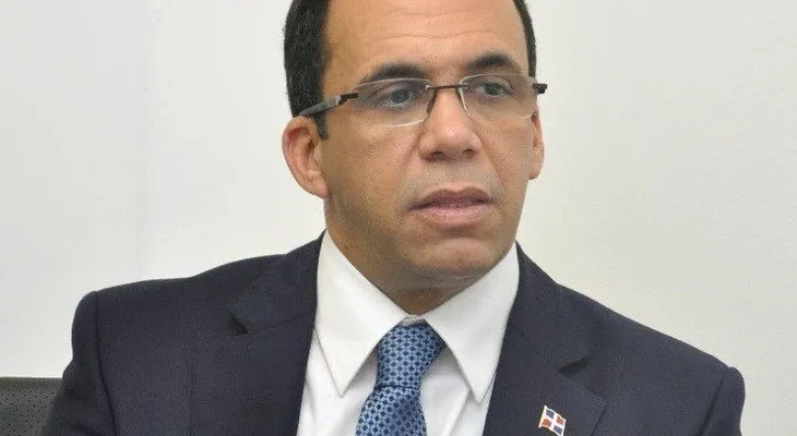 Canciller Navarro aboga por esfuerzo conjunto y voluntad política para enfrentar problemas comunes de desastres y riesgos que amenazan la reunión