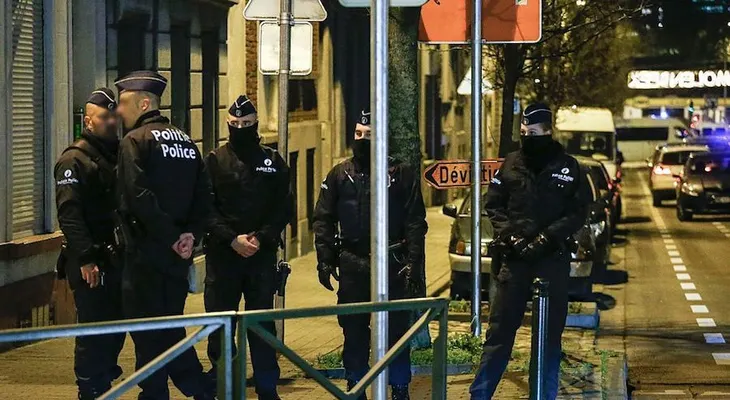 10 arrestados en Bélgica en relación con los atentados de París