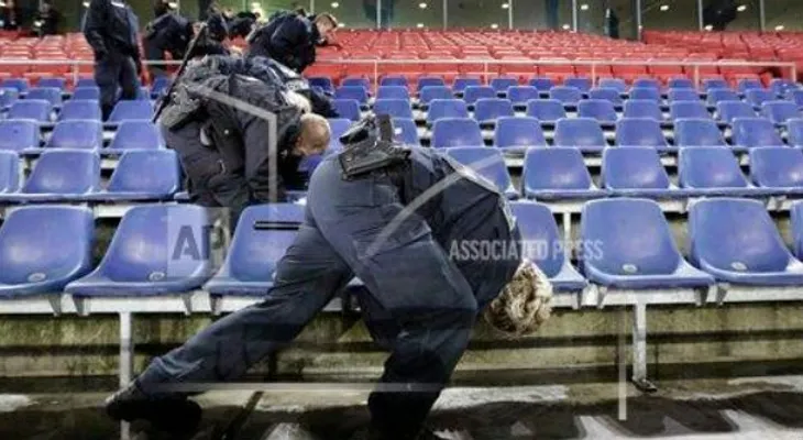 Cancelan partido Alemania-Holanda tras evacuar estadio