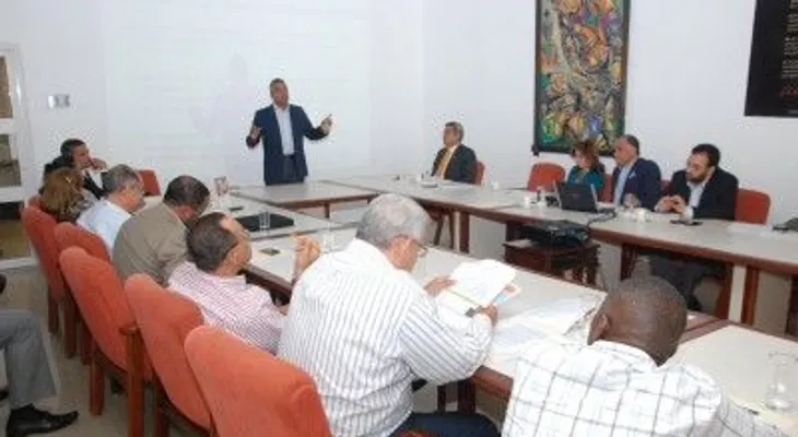 Comité Nacional de Salarios pospone para el 15 de febero reunión sobre el salario mínimo