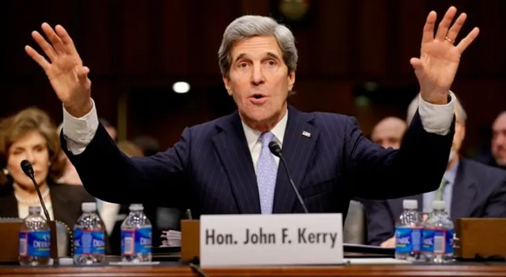 Kerry se queja de que hayan dejado salir a Snowden