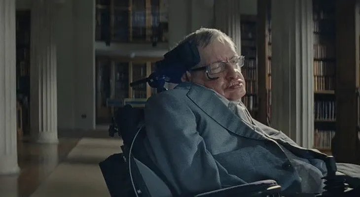 "Millones de vidas en peligro": La nueva advertencia de Hawking esta vez no viene del espacio