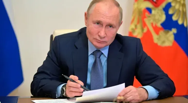 Putin decreta vacaciones pagadas para los rusos, para frenar la pandemia