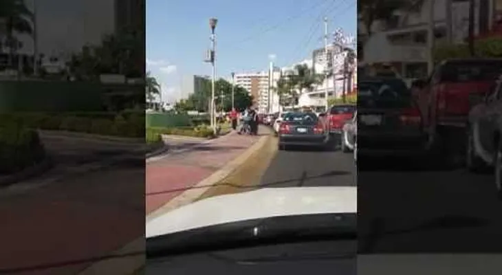 Un discapacitado se cura más rápido de la cuentas con los golpes de un taxista 