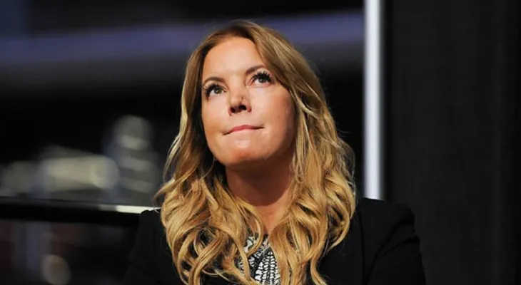 La presidenta de los Lakers defiende a Kobe Bryant