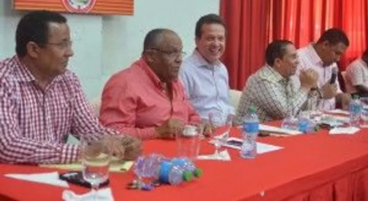 Candidatos del PRSC se reúnen para definir diseño de campaña electoral