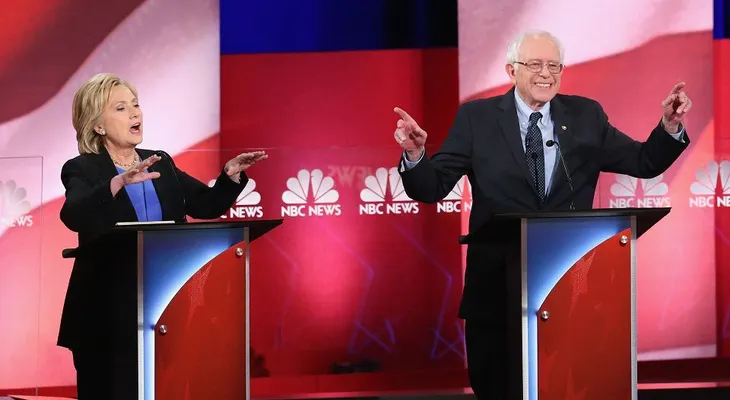 Hillary Clinton ganó las primarias en Iowa, pero Sanders la superó