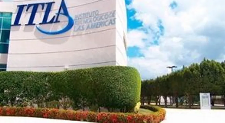 ITLA entrega 131 becas a jóvenes sobresalientes