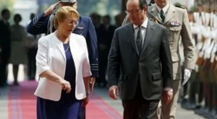 Hollande inicia en Chile su última gira por América Latina