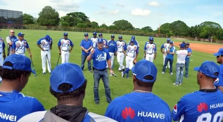 Manny Acta dice Licey pondrá en terreno un equipo competidor 