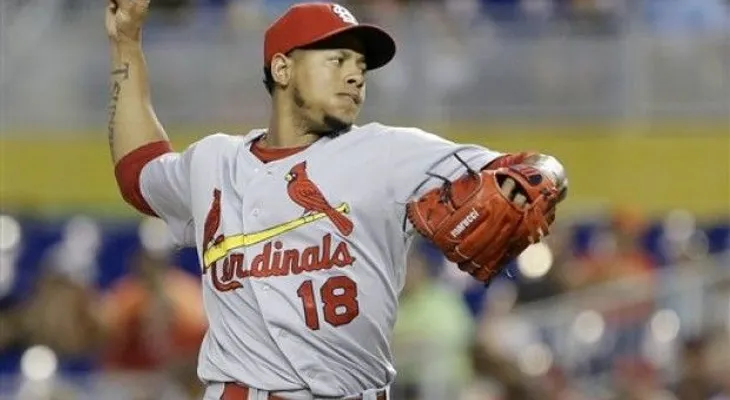 Carlos Martínez gana juego de Cardenales a Marlins 