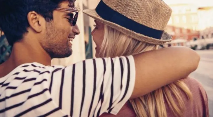 9 razones psicológicas que explican por qué te enamoras