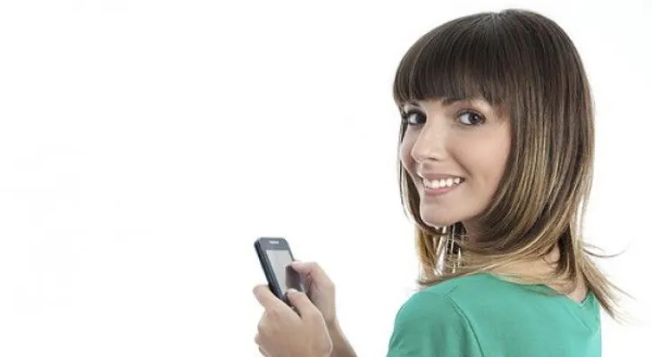 Abusar del celular envejece 