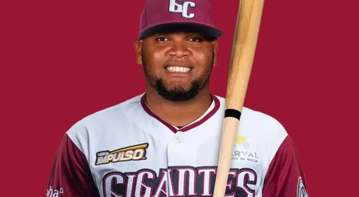 Juan Francisco sería firmado por las Aguilas o retornaría con Licey