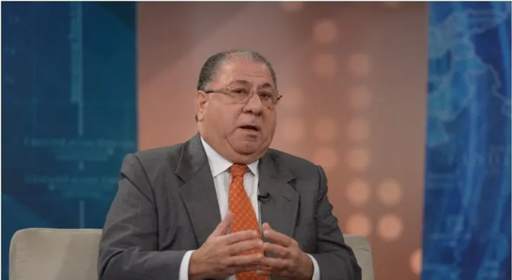 Ministro de Trabajo tomará hoy una decisión sobre el aumento salarial 