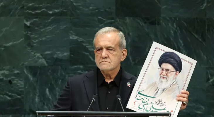 Pezeshkian defiende el programa nuclear iraní ante la ONU y niega vínculos con el terrorismo