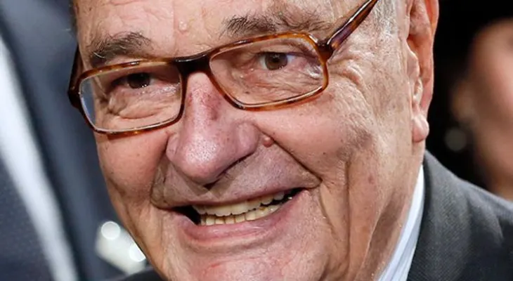Hospitalizan al expresidente francés Jacques Chirac por una infección pulmonar